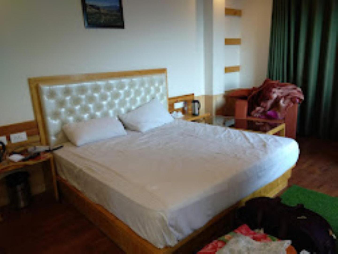 Shimla Greens Shimla Hotel ภายนอก รูปภาพ